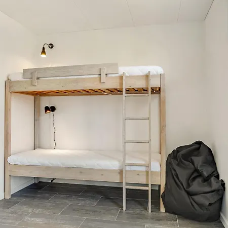 בית נופש 3 Bedroom Lovely In