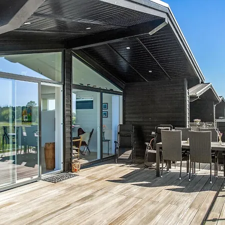 3 Bedroom Lovely In *